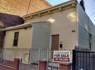 547 59th St, West New York, NJ 07093