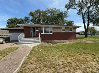 2021 Madison Ln, Gary, IN 46407