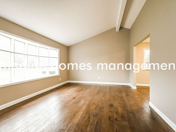 3rd image of 1208 Briardale Ct