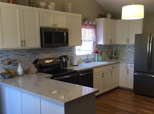 95 White Poplar Ln, Tiger, GA 30576