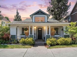 20621 Couples Ln, Bend, OR 97702