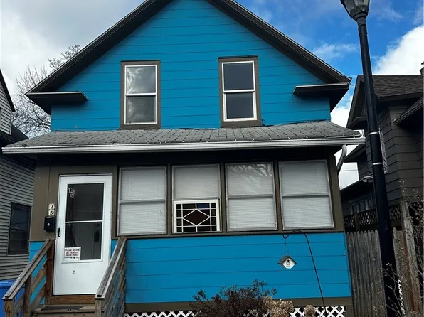 25 Rising Pl, Rochester, NY 14607