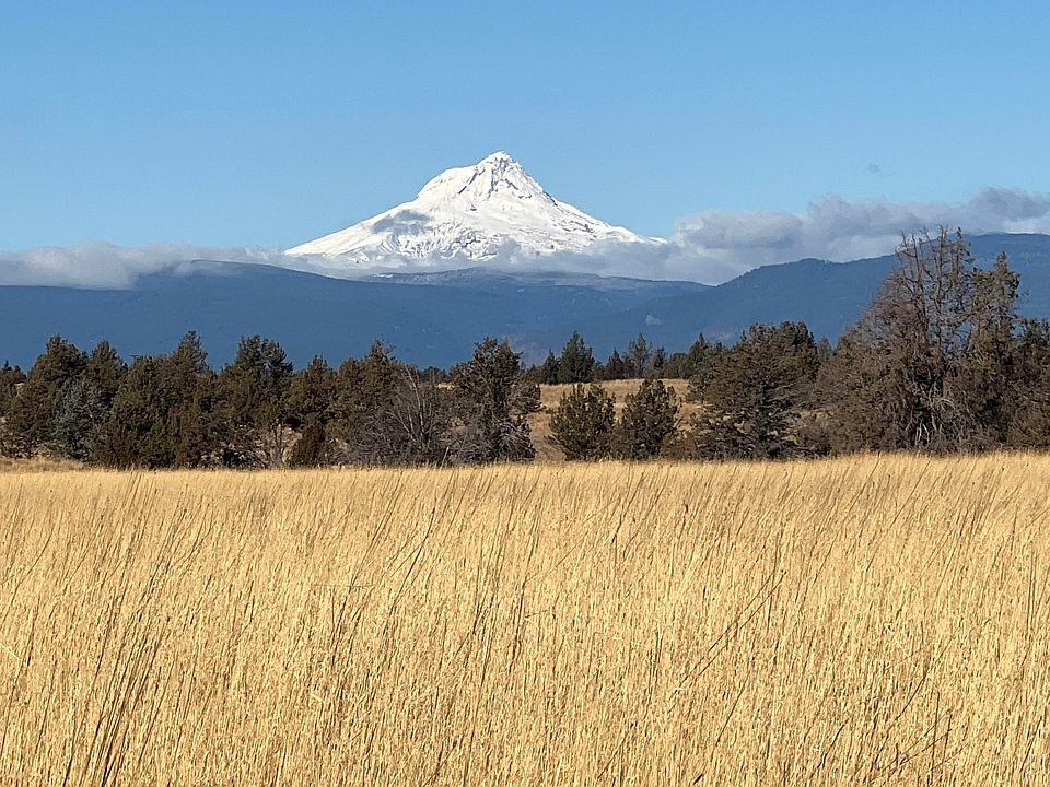 1st image of 83500 Highway 216