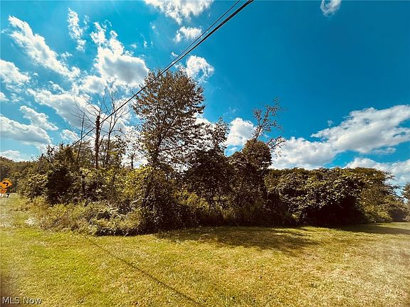 5th image of Lake Rd