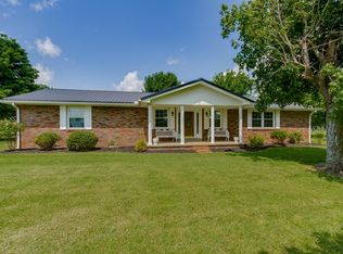 5177 Hauskins Ln, Westmoreland, TN 37186