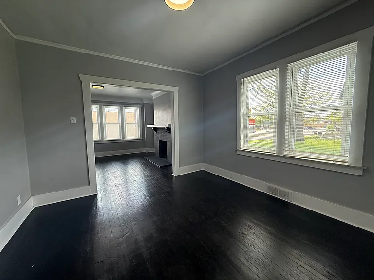 4839 Helen St — Photo 5