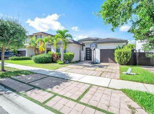 15957 SW 136th Way, Miami, FL 33196