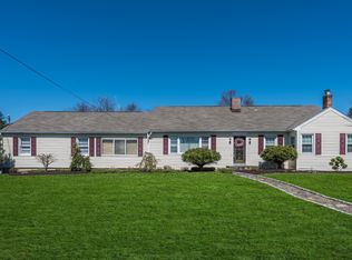 24 Sherry Ln, Danbury, CT 06811