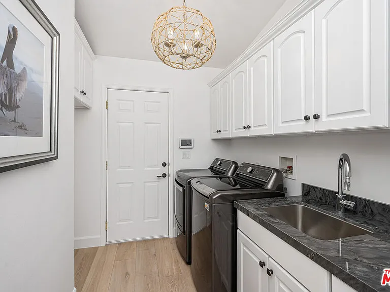 33310 Hassted Dr — Photo 25