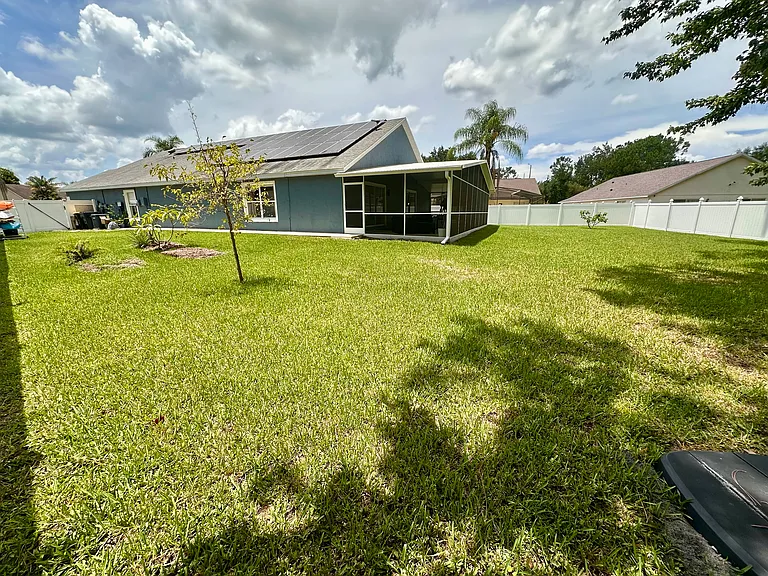 116 Oak Promenade Ct — Photo 15