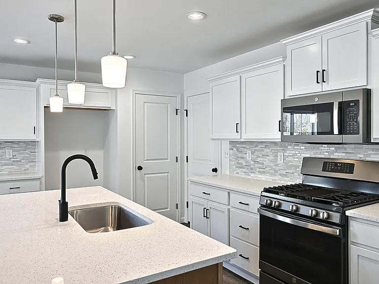 41 Long Bend Dr #14 — Photo 30