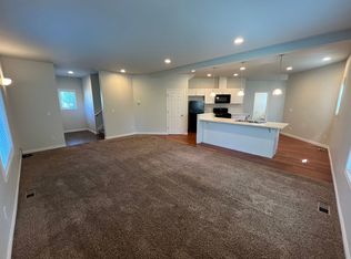 1015 NE Kayak Loop, Bend, OR 97701