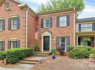 4131 Ivystone Ct, Charlotte, NC 28277