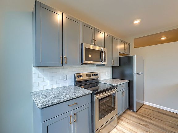 5th image of 1402 N 3rd St #1