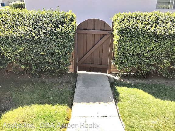 2nd image of 2463 Anna Dr APT 1