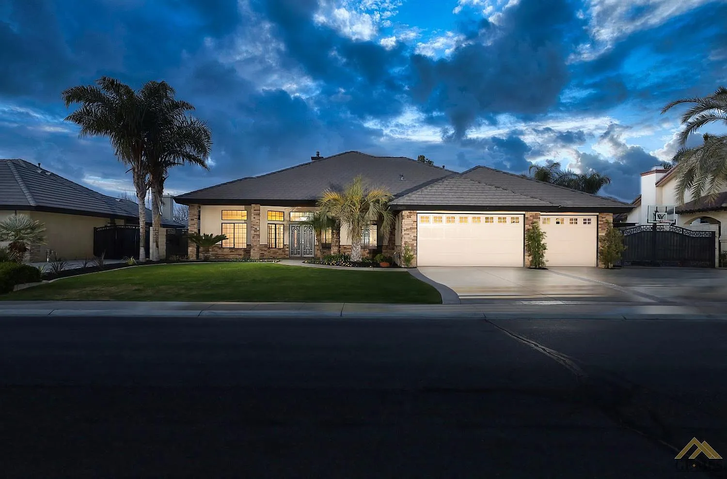 14620 Redwood Springs Dr photo 1