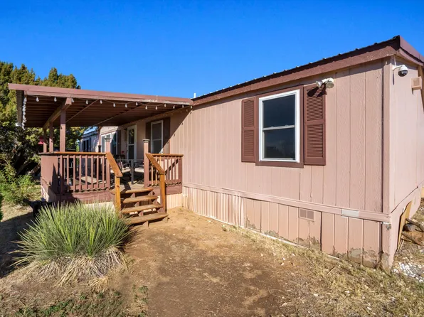6 Tom Mix Dr, Edgewood, NM 87015