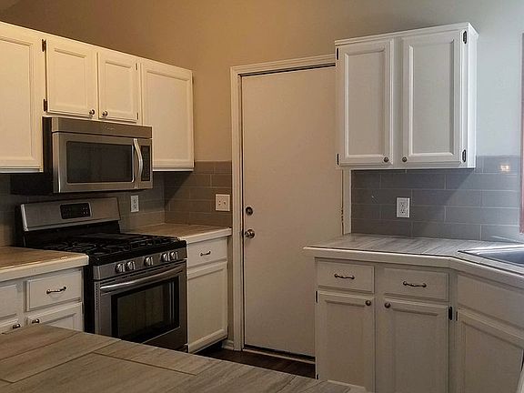4th image of 5665 Loftwood Dr SE