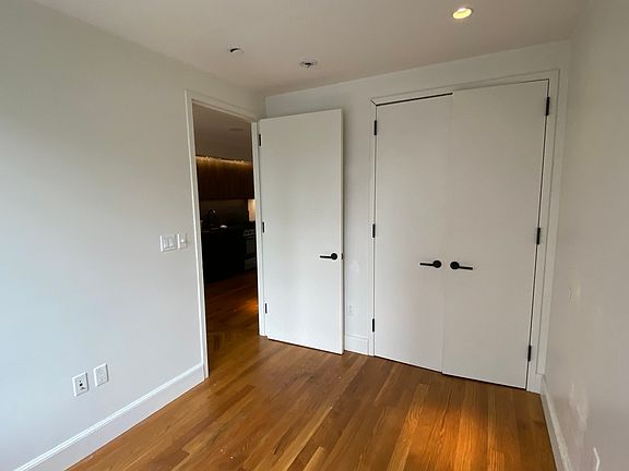 5th image of 1 Duffield St #303E