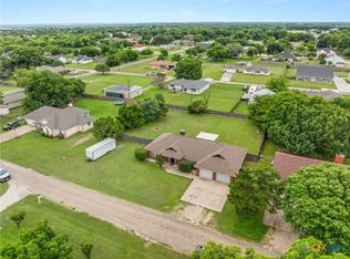 381 Norwood Dr, Woodway, TX 76712