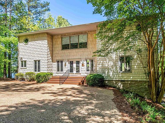 4th image of 529 Windermere Rd