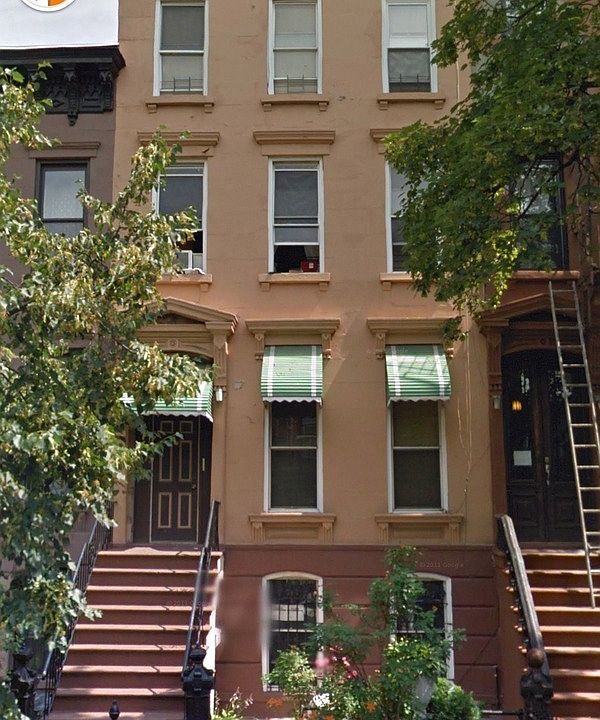 1st image of 995 Bergen St