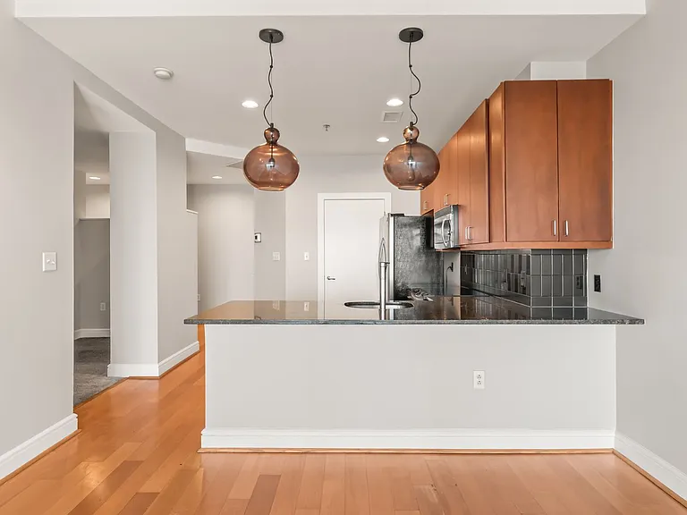 333 W Trade St #2502 — Photo 11