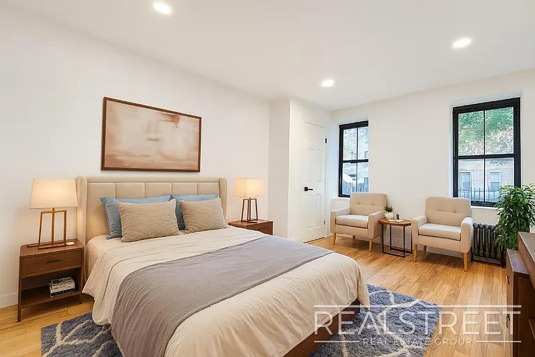 152 MacDougal Street — Photo 4