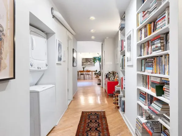 431 East 6th Street image 4 of 13