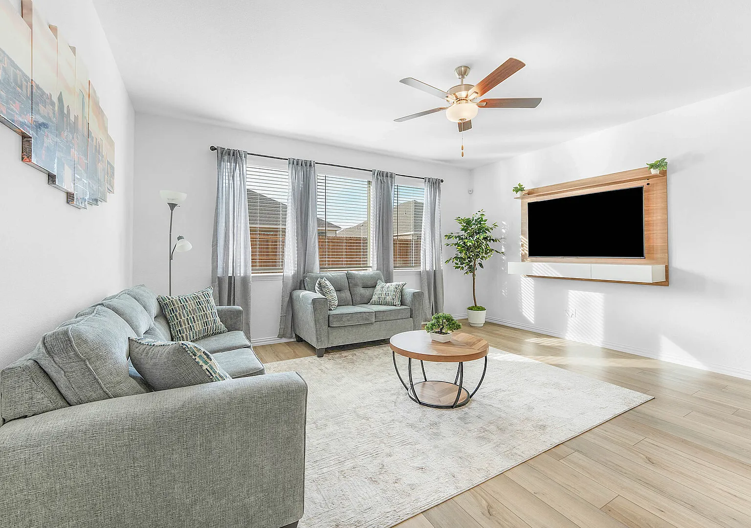 New 4-bed, 2 bath, fully-furnished, serene, stylish, amenity-rich have — Photo 1