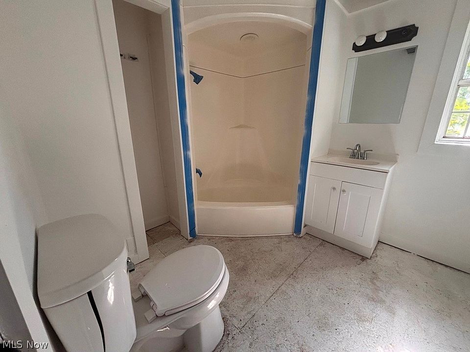 16th image of 117 Patterson Ln