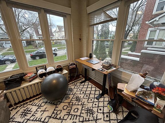 Spacious area perfect for an office, music room, reading room, etc.