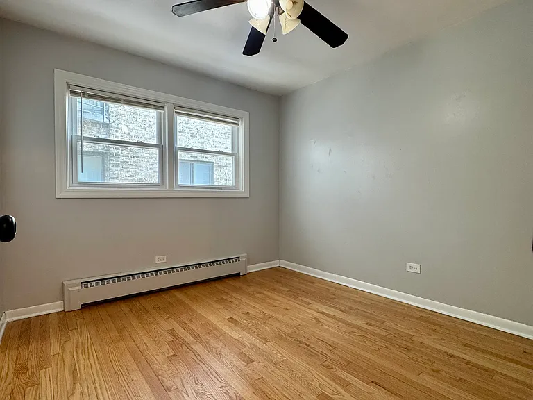 Bedroom 1 (no closet)