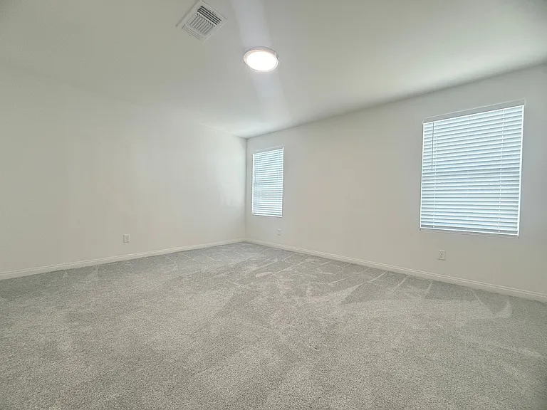 7659 W Mistral Ave — Photo 10