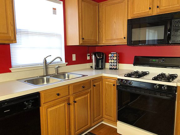 4th image of 2759 Woodmont Dr