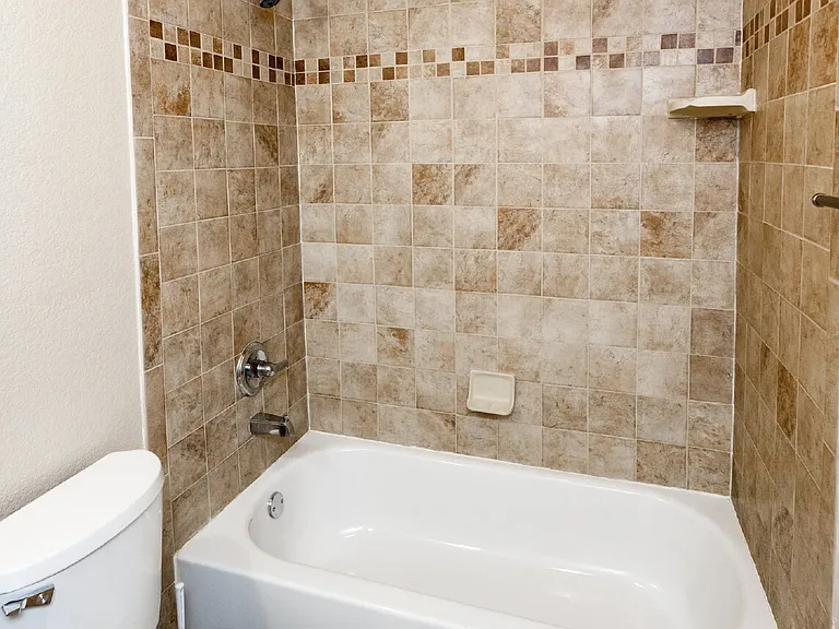 6104 Hayfield Pl — Photo 41