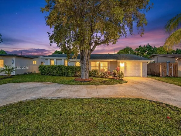 8561 Miramar Pkwy, Miramar, FL 33025