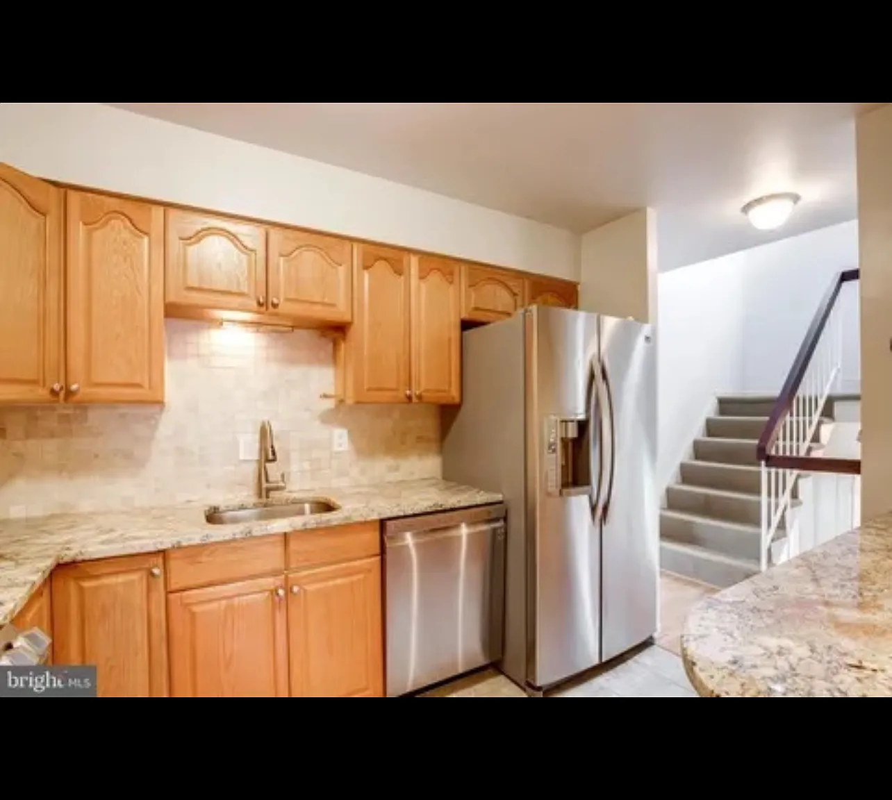 3 bed, 2036 sqft, $1,300 — Photo 3