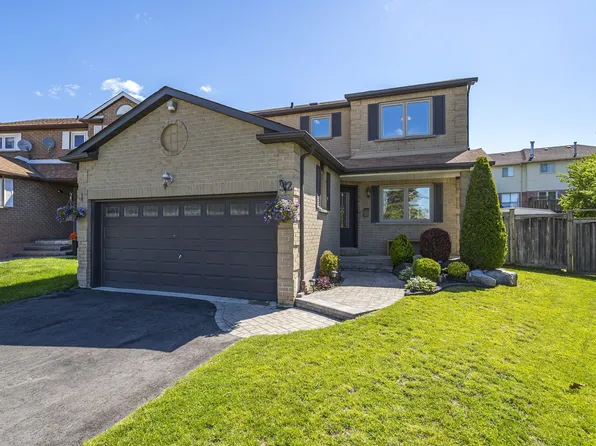 82 Reed Dr, Ajax, ON L1S 6T6