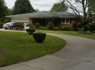 33605 Armada Ridge Rd, Richmond, MI 48062