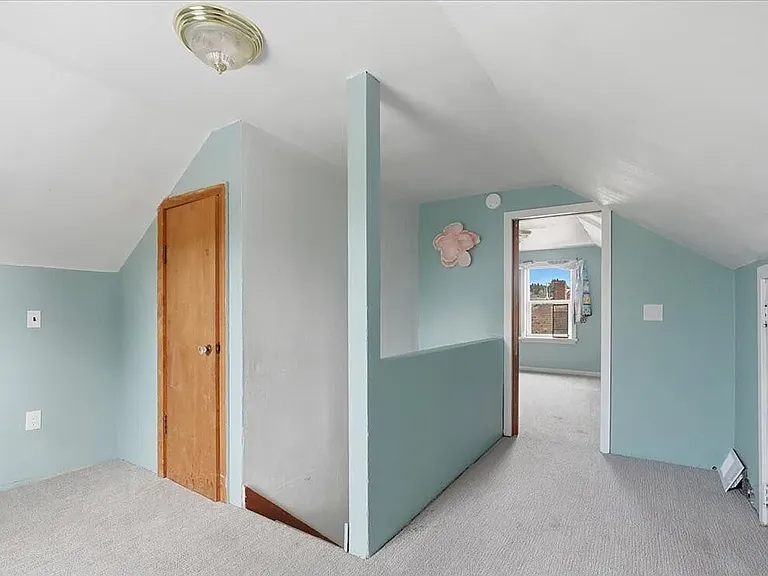 4624 N Pearl St — Photo 18