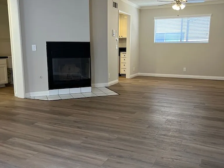 Valley Village So. Apartments — Photo 7