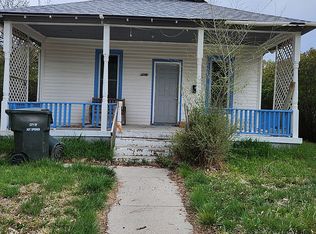 405 S 5th St, Hot Springs, SD 57747