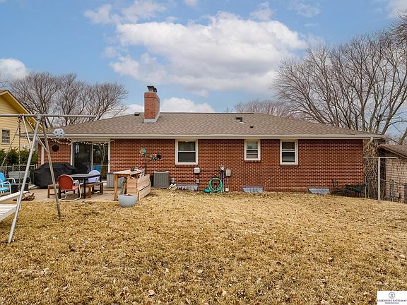 2nd image of 4905 N 114th St
