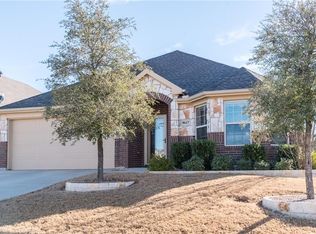 8617 Vista Royale Dr, Fort Worth, TX 76108