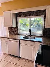3 bed, 2.0 bath, $2,900 — Photo 4