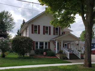 205 N Swegles St, Saint Johns, MI