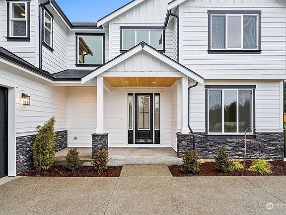 2nd image of 2424 58th Avenue NW