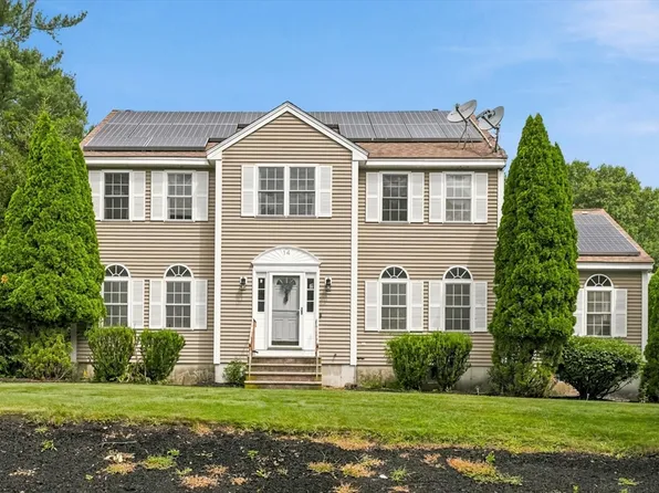 14 Bartlett Rd, Methuen, MA 01844