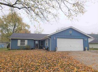 402 Elm Dr, Centerville, IN